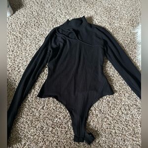 Bundle of 2 bodysuits!